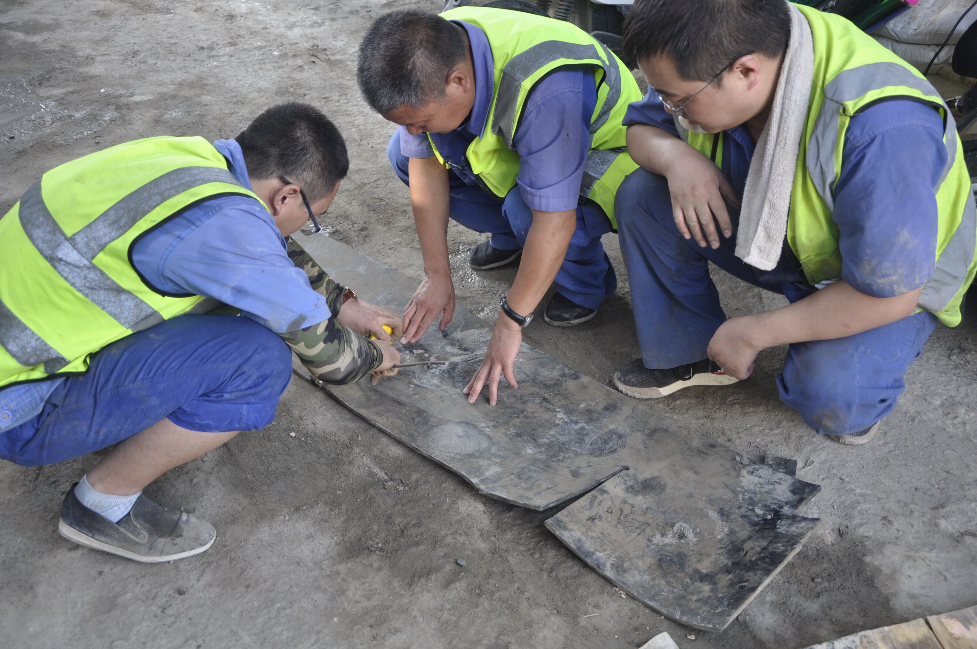 西安市不朽情缘建设有限公司
